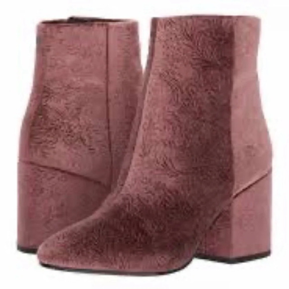 Sam Edelman Women's Taye Ankle Boot in Mauve Embossed Velvet - Picture 3 of 4
